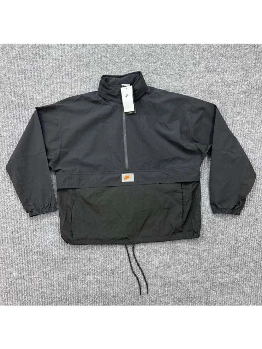 Nike Sportswear Revolution Anorak Utility Jacket DX2321-010 Womens sz Medium NEW